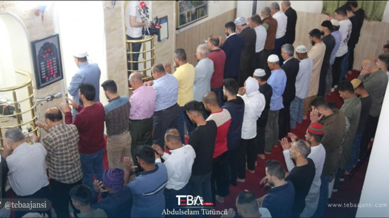 Erbil'de bayram namazı kılındı