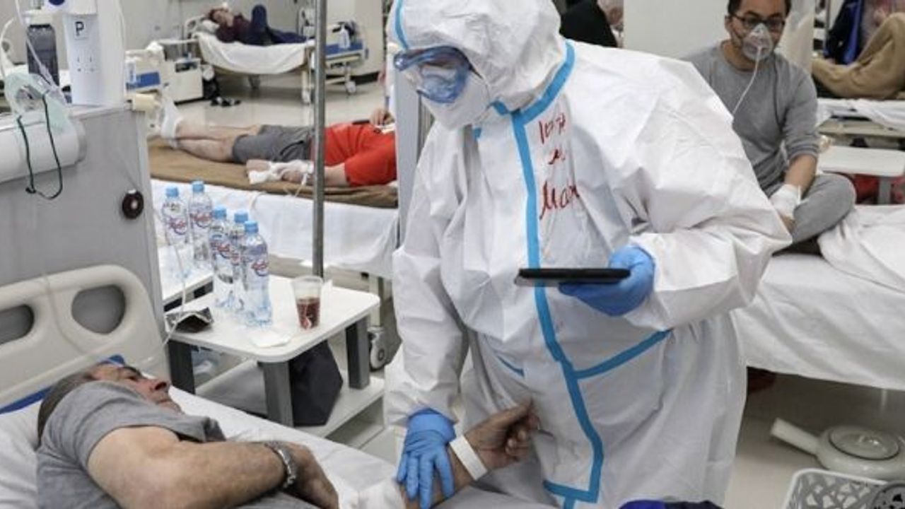 Rusya'da Kovid-19 başlangıcından bu yana en yüksek vaka sayısı görüldü