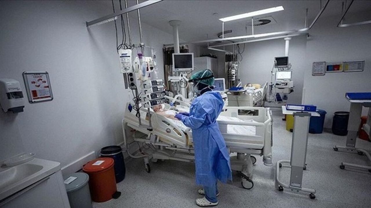 Türkiye'de son 24 saatte 416 bin 536 vaka tespit edildi