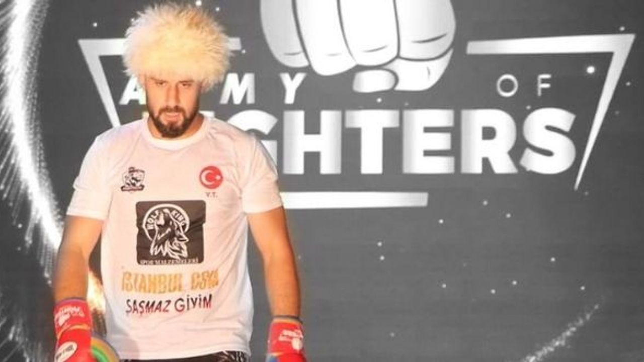 Türkmen Kick Boksçu Rakibini 2. Raundda Nakavt Etti