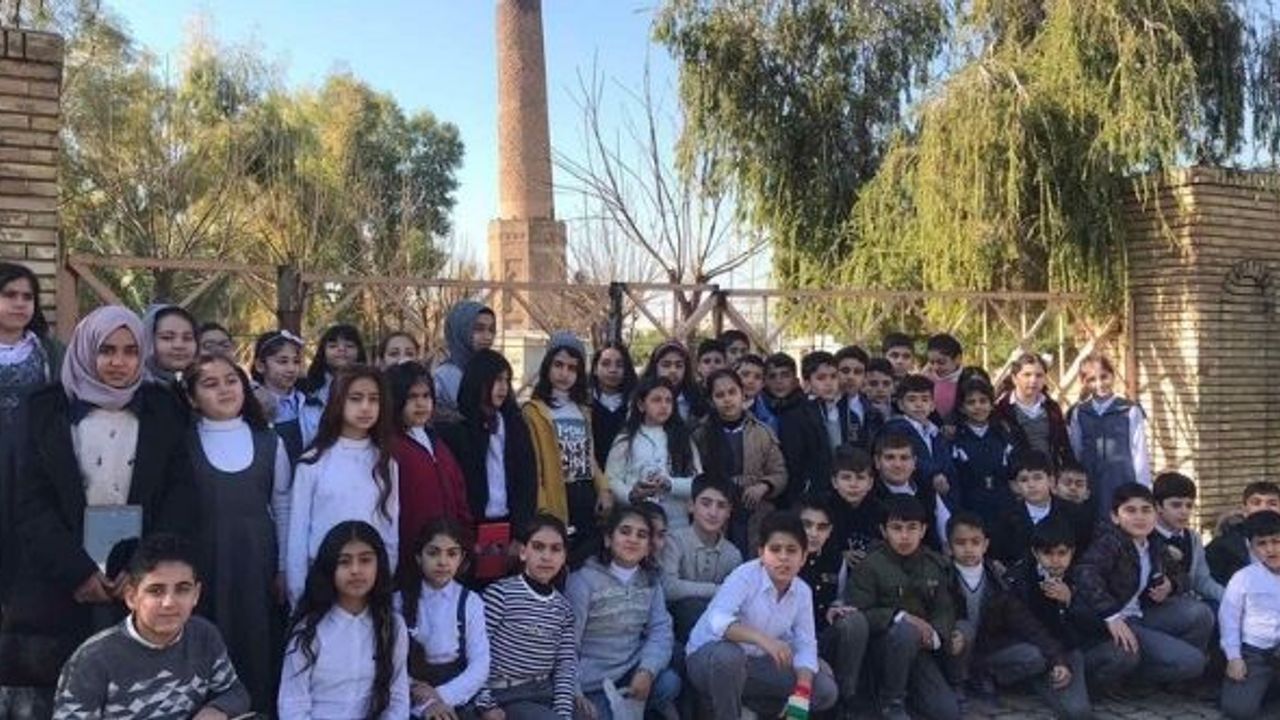 Erbil’de Türkmen öğrencilere tarihi mekanlar tanıtıldı