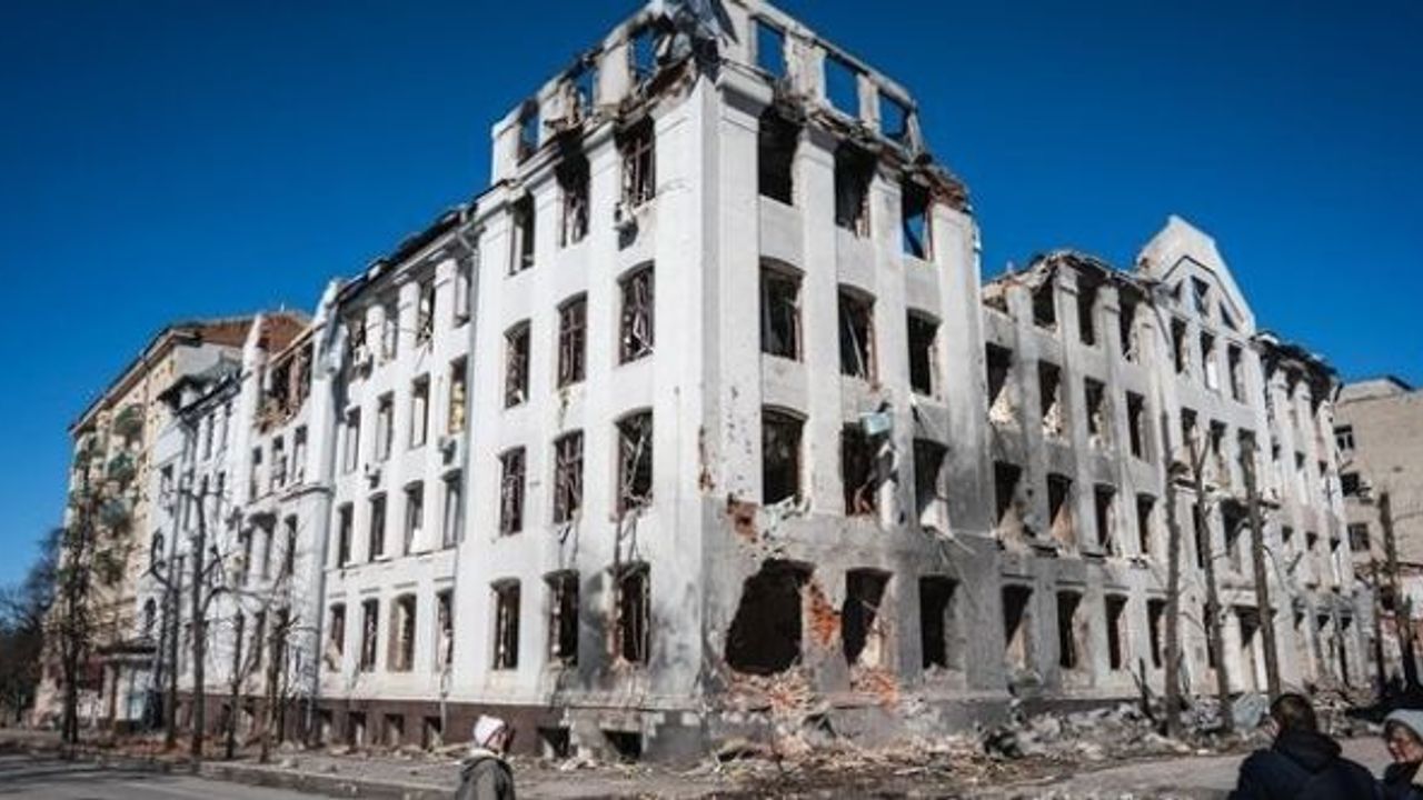 DSÖ: Ukrayna'da sağlık merkezlerine yapılan saldırılar 72'ye yükseldi