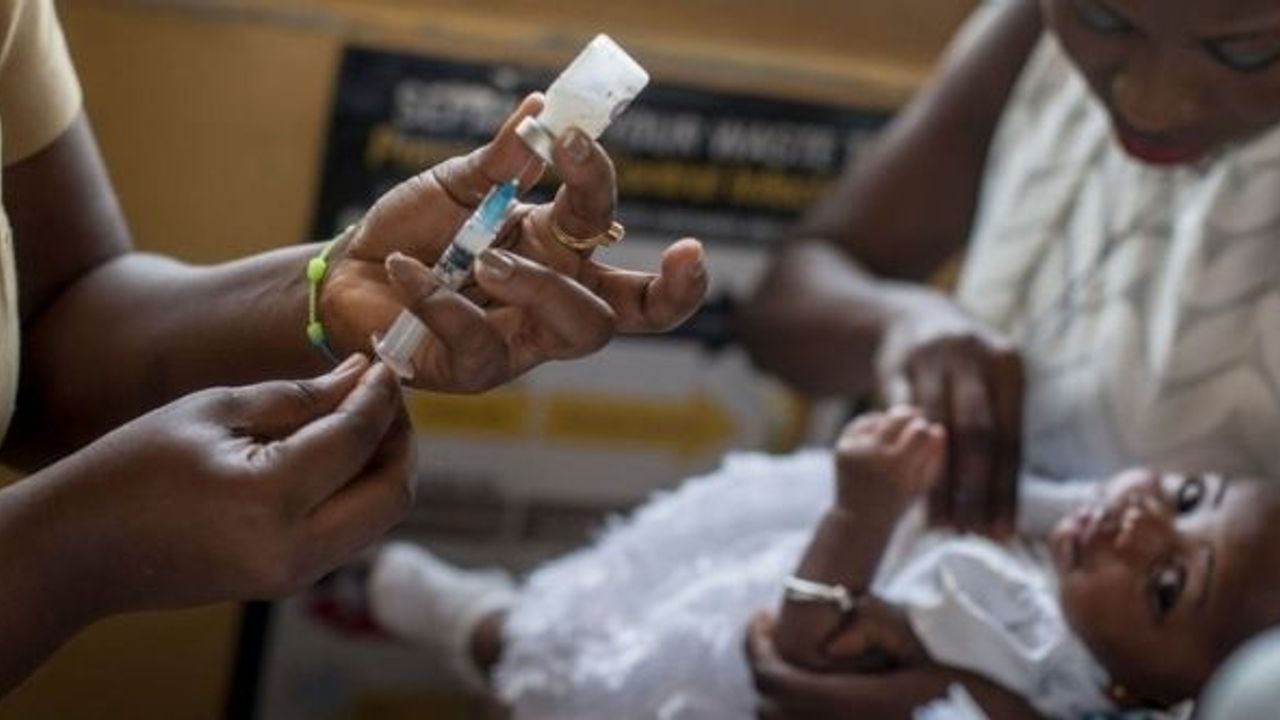 Afrika'da 1 milyon çocuk sıtmaya karşı aşılandı