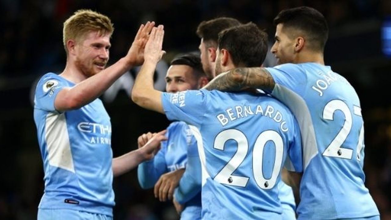 Premier Lig'de şampiyon Manchester City