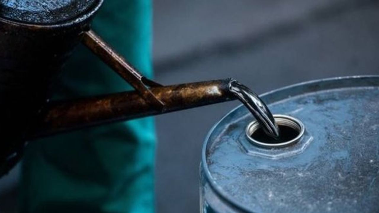 Brent petrolün varil fiyatı 117,31 dolar