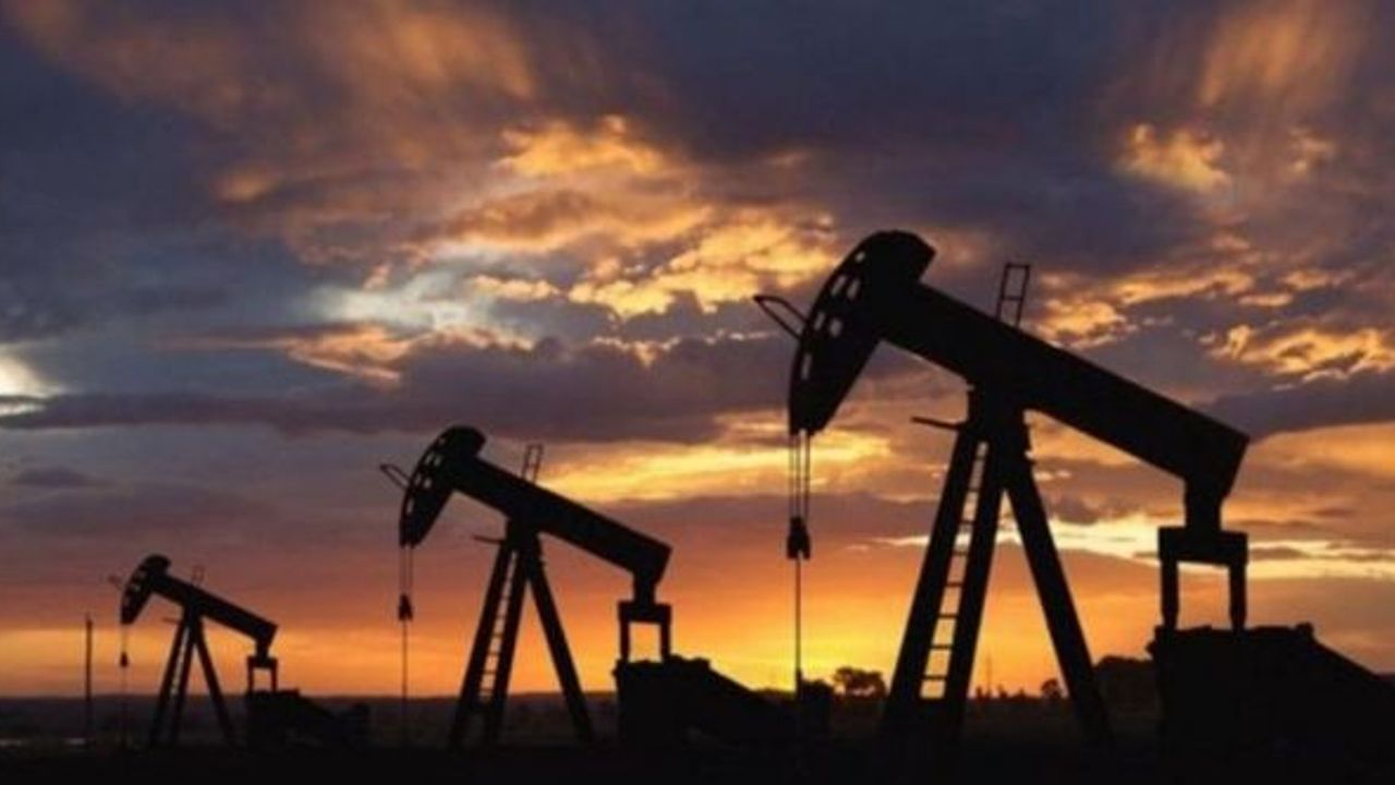 Brent petrolün varil fiyatı 95,83 dolar