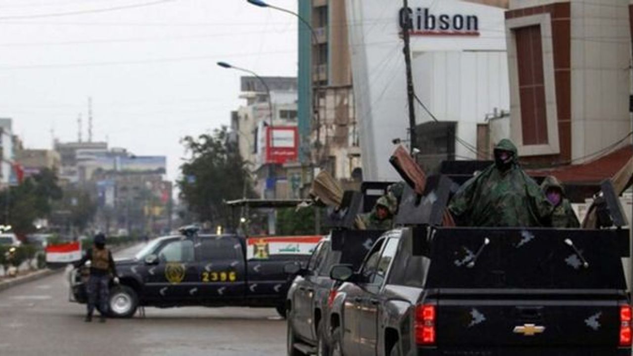 Irak'ın tüm illerinde sokağa çıkma yasağı ilan edildi