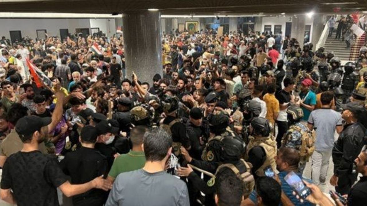 Sadr'ın Bakanı Iraki'den göstericilere çağrı