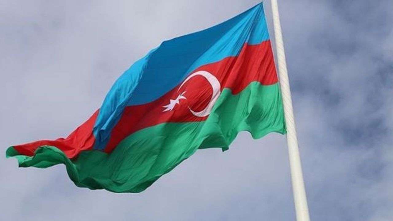 Azerbaycan'ın ABD Büyükelçiliğine ait araca silahlı saldırı