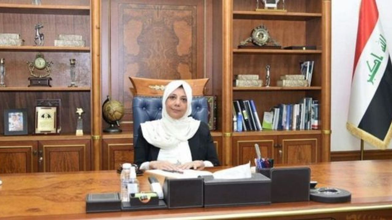 Maliye Bakanı Köprülü bakanlık yetkilileriyle görüştü