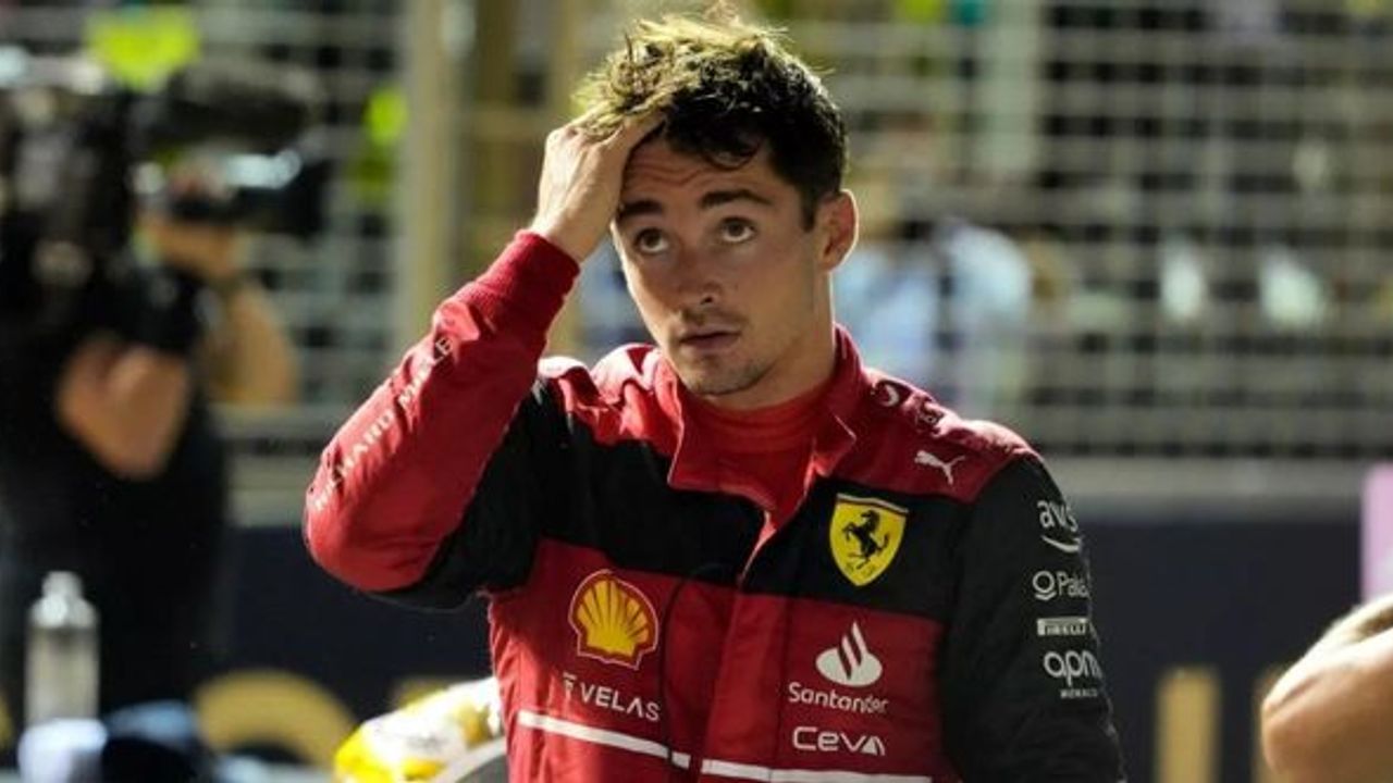 Singapur GP'sinde pole pozisyonu Leclerc'in