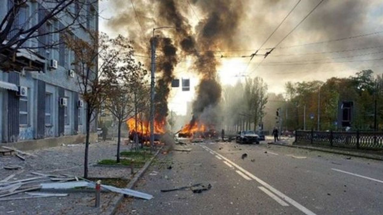 Ukrayna: Rusya 40 seyir füzesi attı!