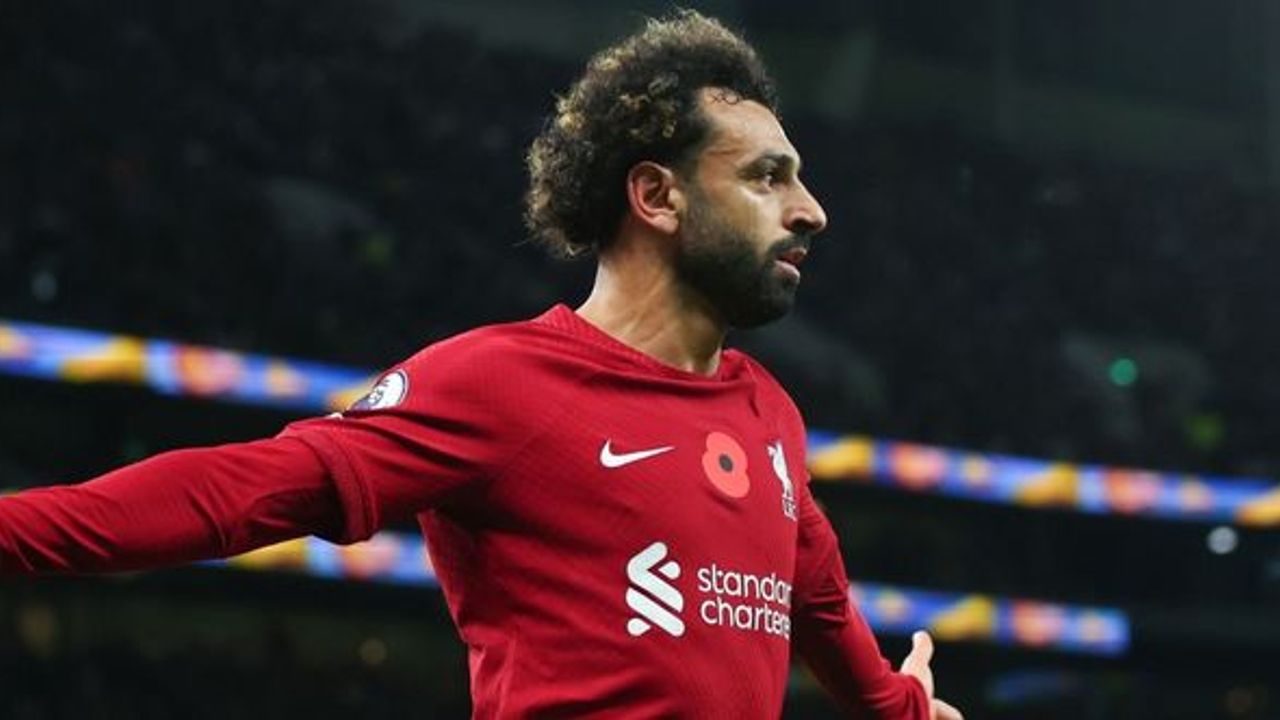 Liverpool'a 3 puanı Salah getirdi