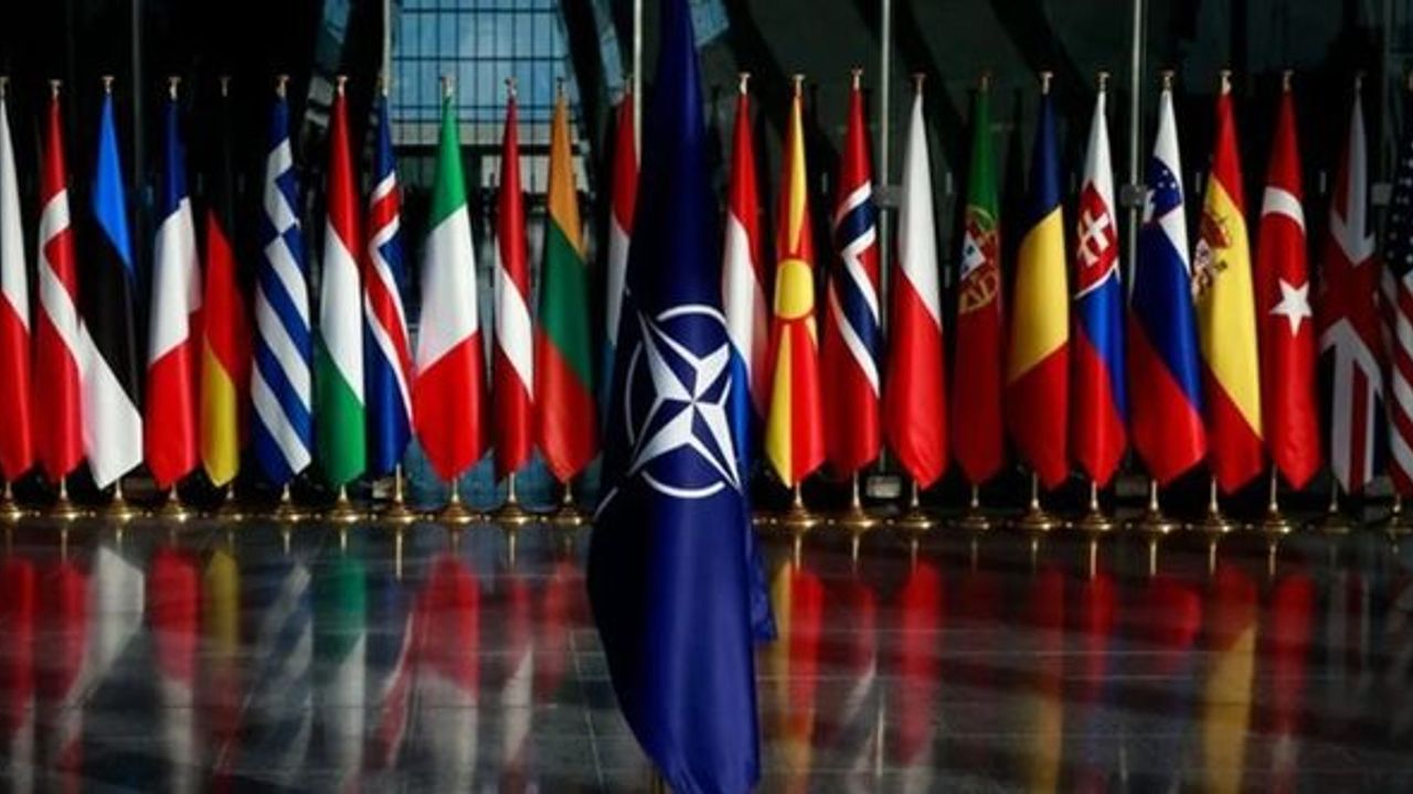 NATO Zirvesi'nin gelecek yıl hangi ülkede düzenleneceği belli oldu