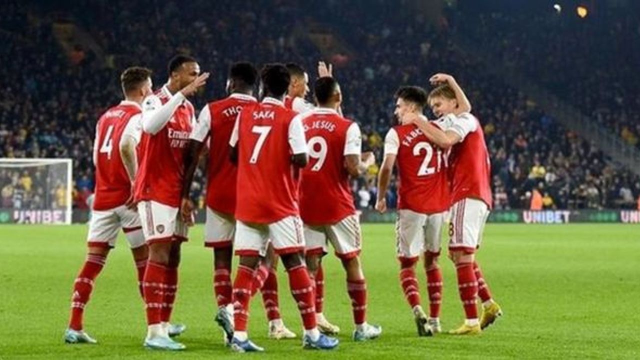 Premier Lig lideri Arsenal, Wolverhampton deplasmanında kazandı