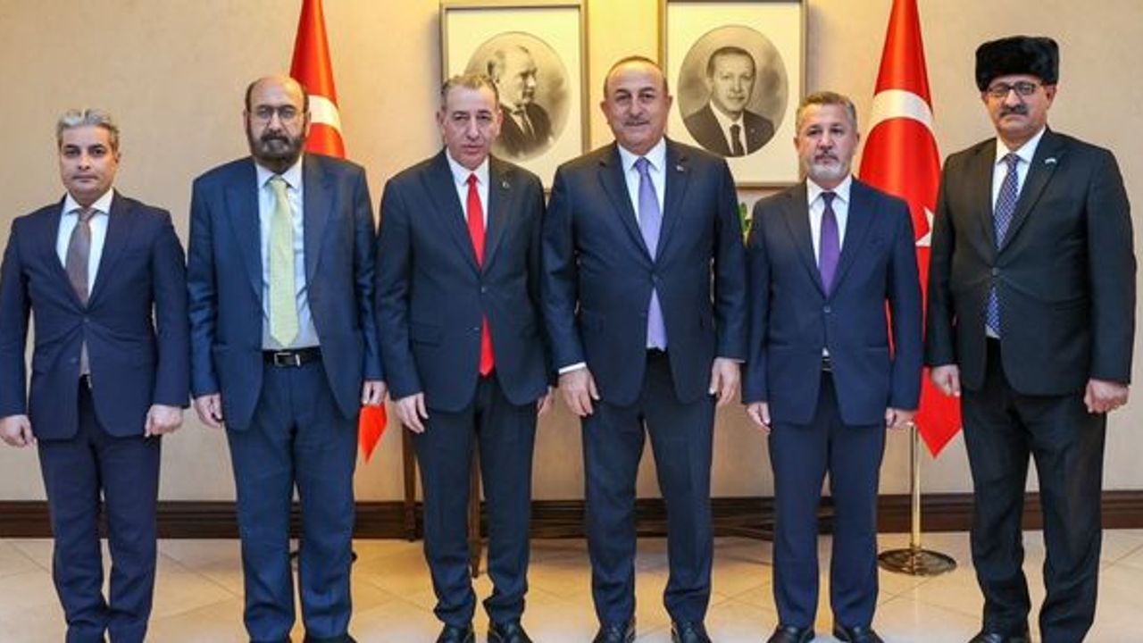 Dışişleri Bakanı Çavuşoğlu ile Bakan Maruf görüştü