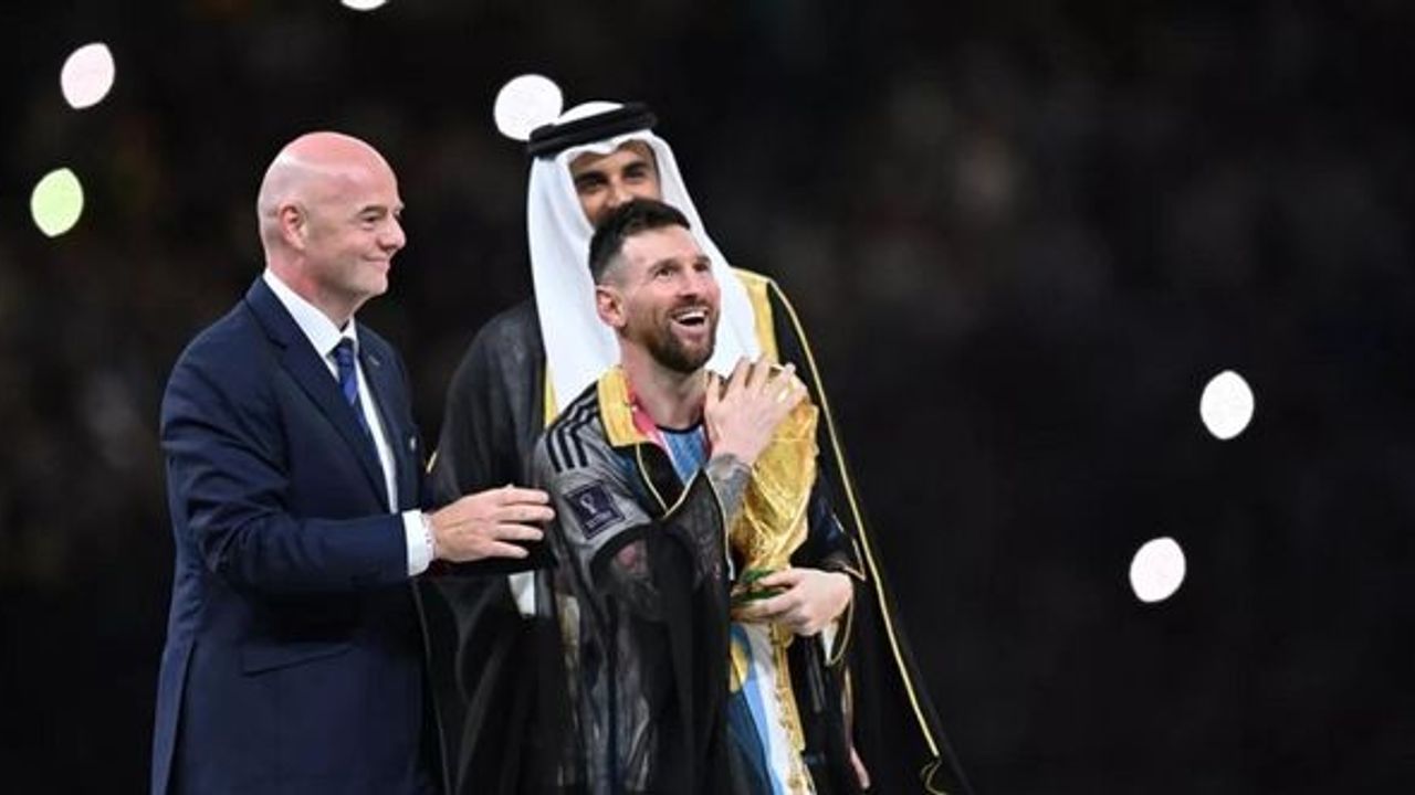 Messi'nin giydiği bişt için 1 milyon dolar teklif!