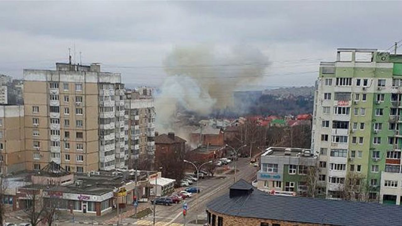 Rusya'da bir kente roket düştü