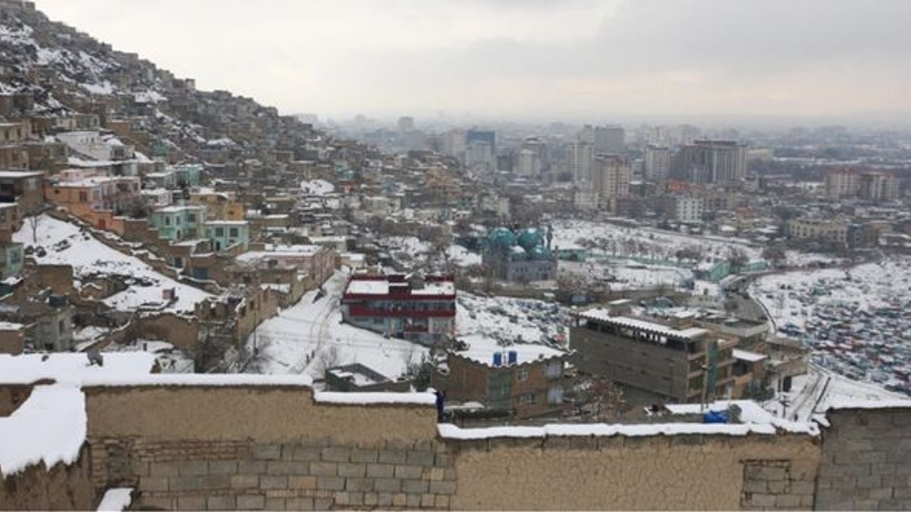 Afganistan'da soğuk hava nedeniyle yüzlerce kişi hayatını kaybetti