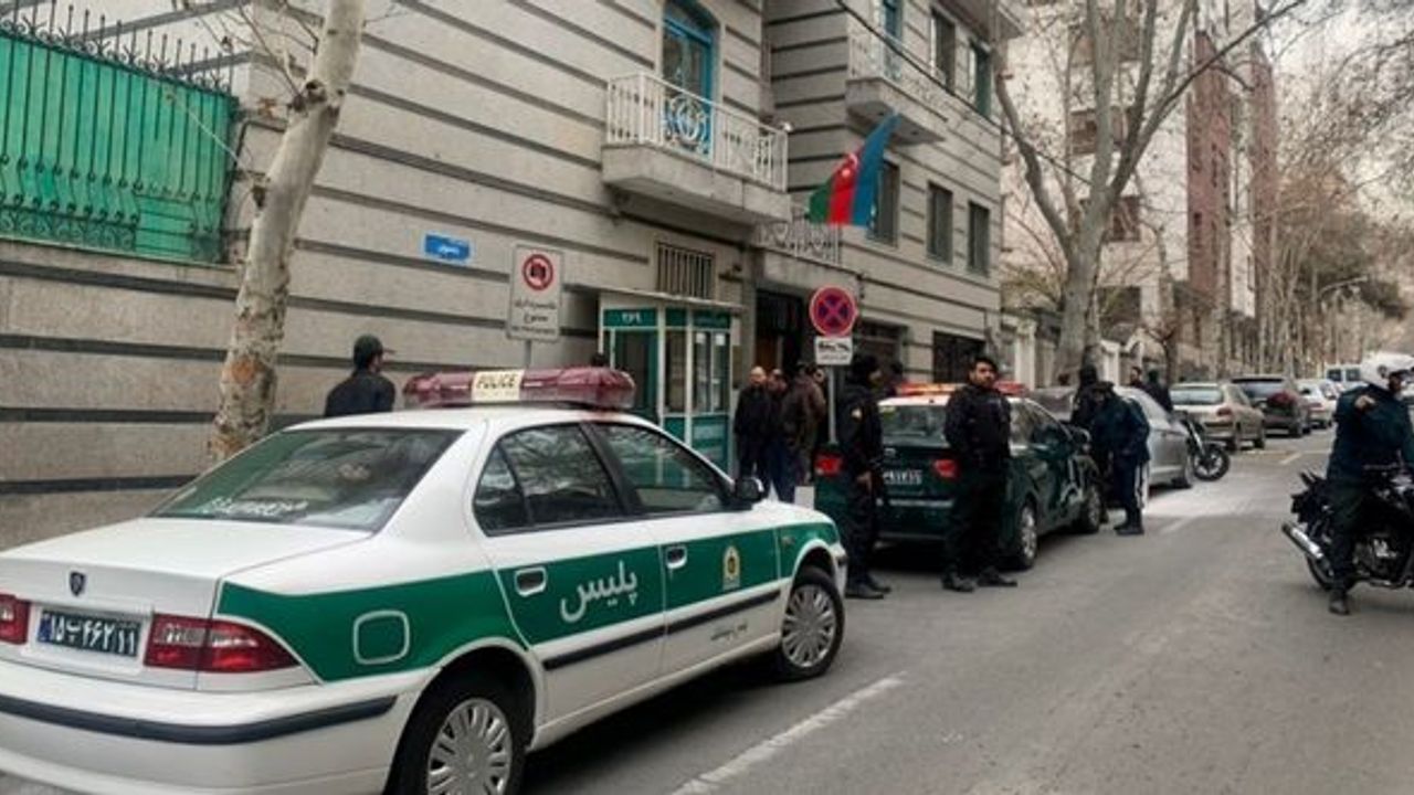 İran'dan Azerbaycan Büyükelçiliğine saldırıya ilişkin açıklama
