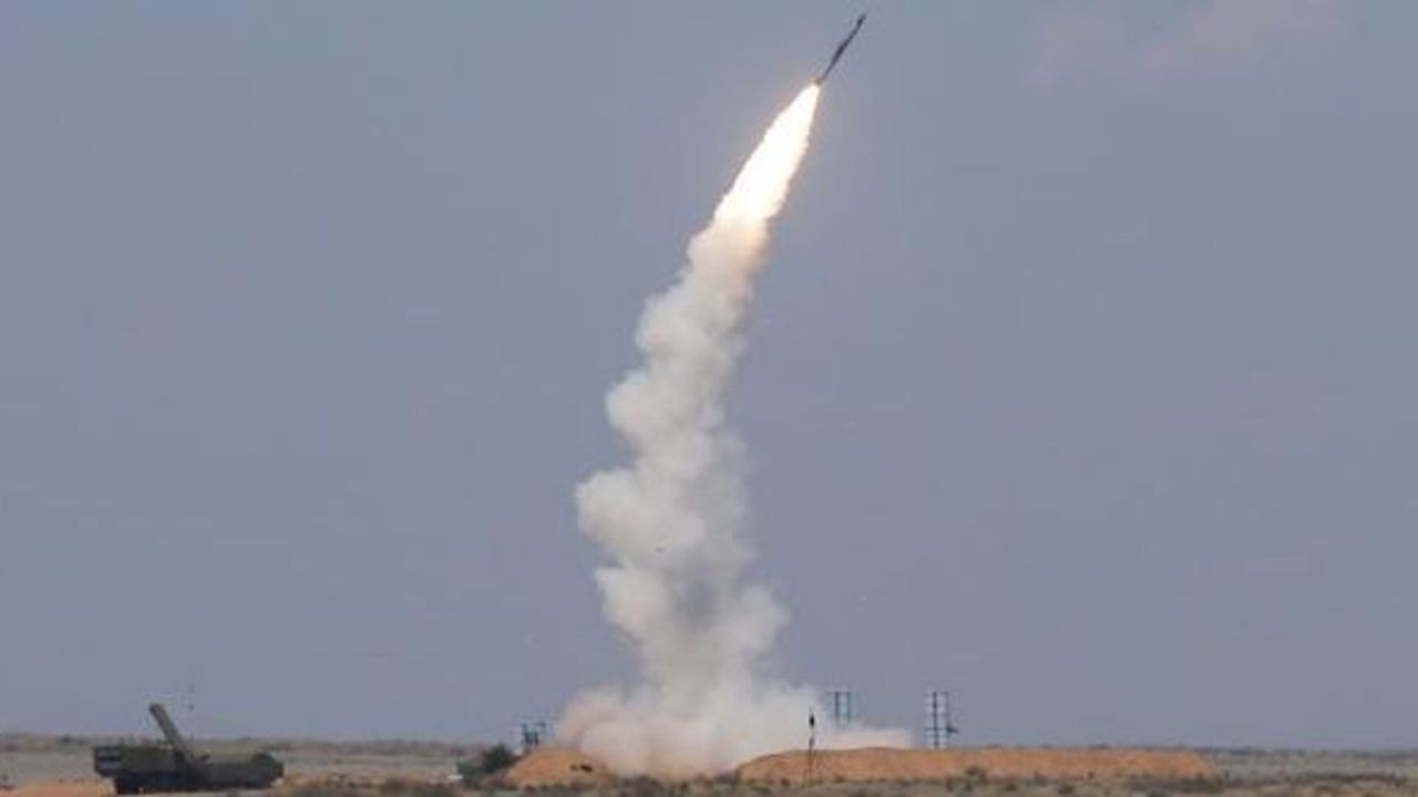 Moskova'da S-300 sistemleri ile tatbikat