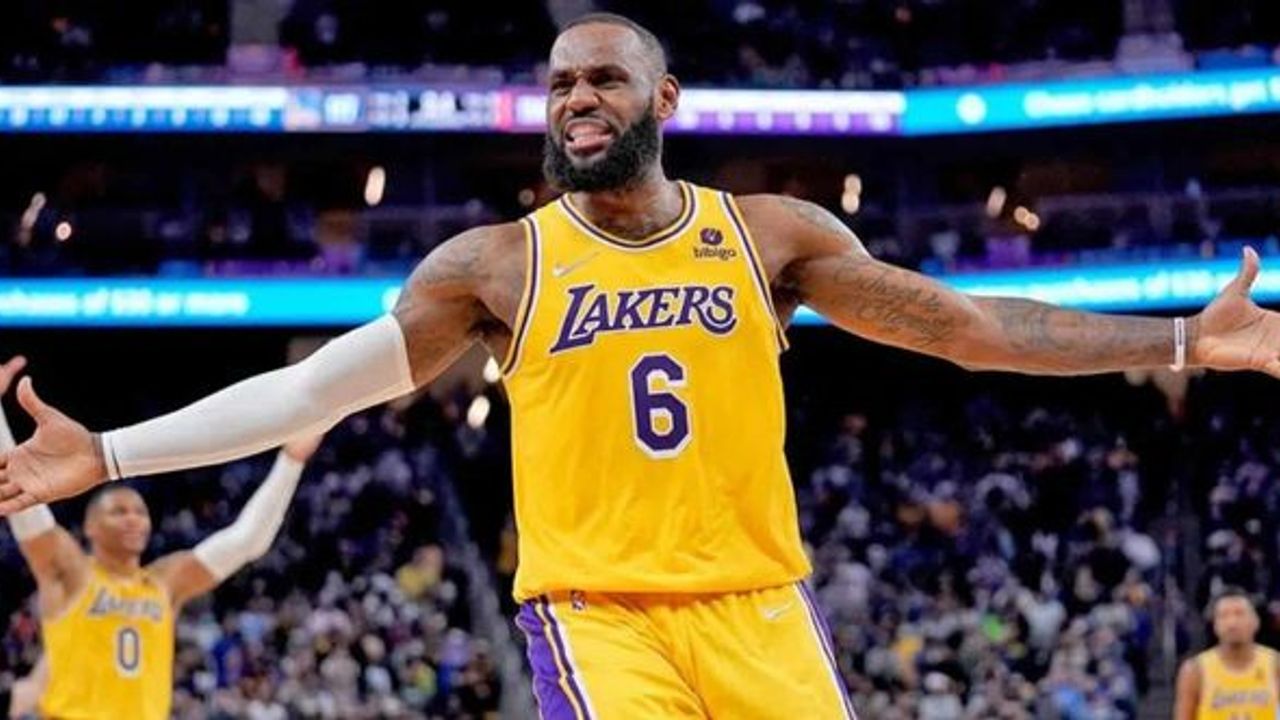 LeBron James, NBA tarihinin en çok asist yapan 4. oyuncusu oldu