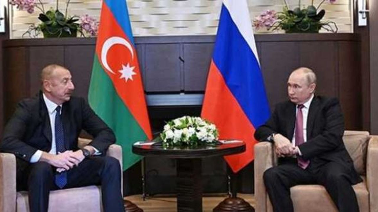 Putin ve Aliyev telefonda bölgesel konuları görüştü