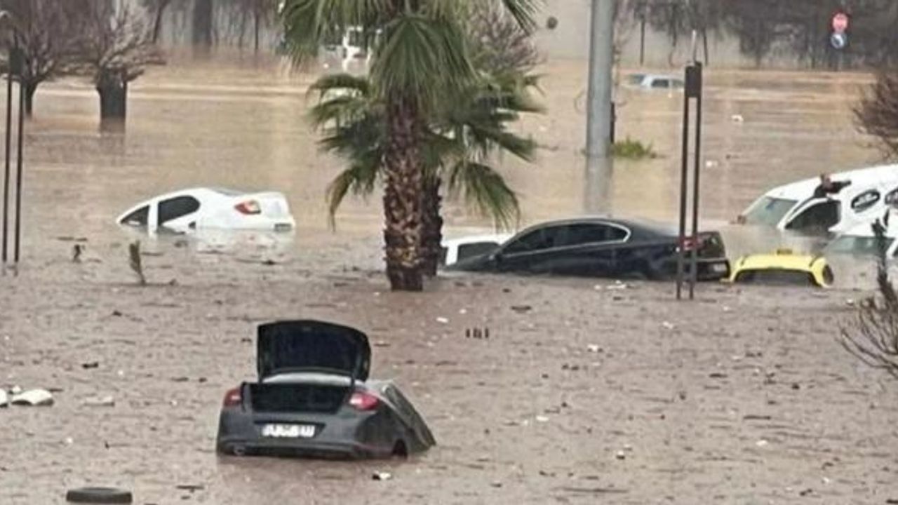 Adıyaman ve Şanlıurfa'yı sel vurdu: Can kaybı 11'e yükseldi