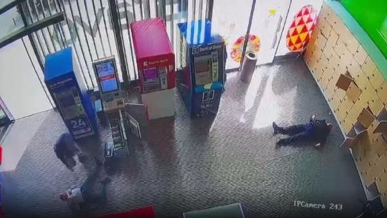 Bakü'de silahlı soygun: 1 ölü, 2 yaralı