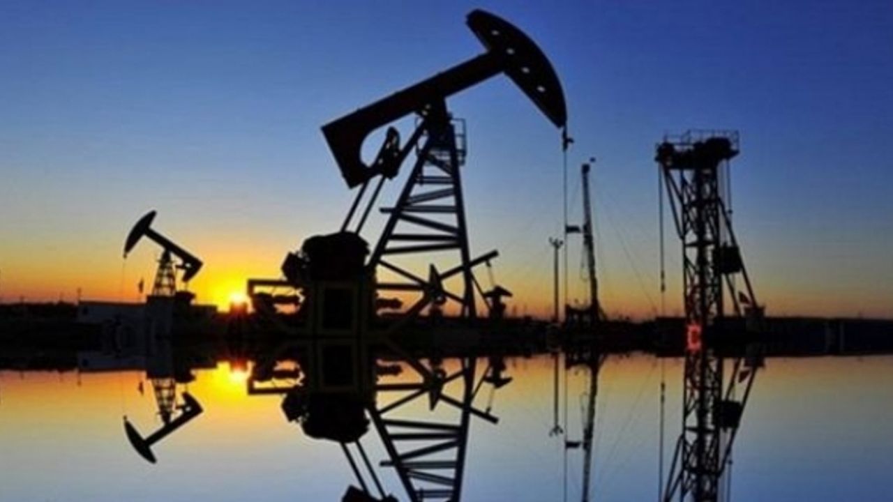 Brent petrolün varil fiyatında artış devam ediyor