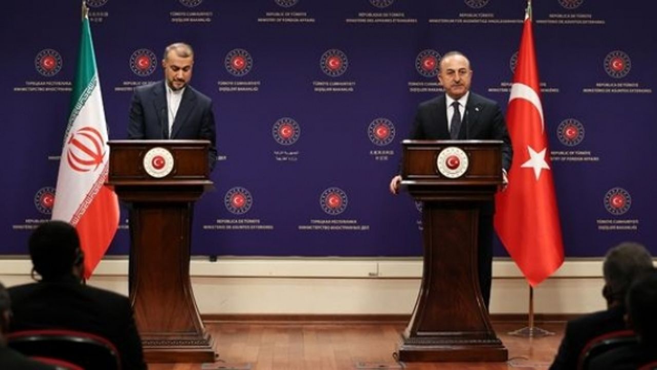 Çavuşoğlu: IKBY'nin Suriye'ye desteklerini ulaştırmasına yardımcı olduk