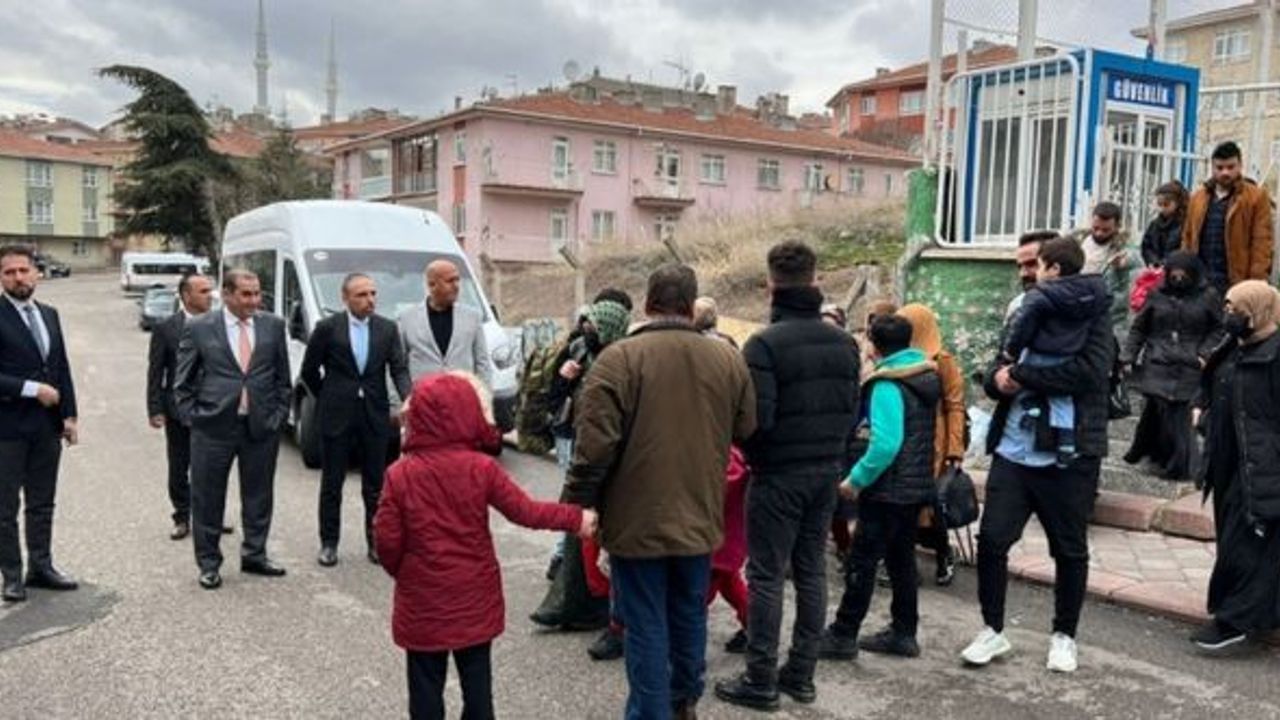 Depremlerin ardından 80 den fazla Iraklı geri döndü
