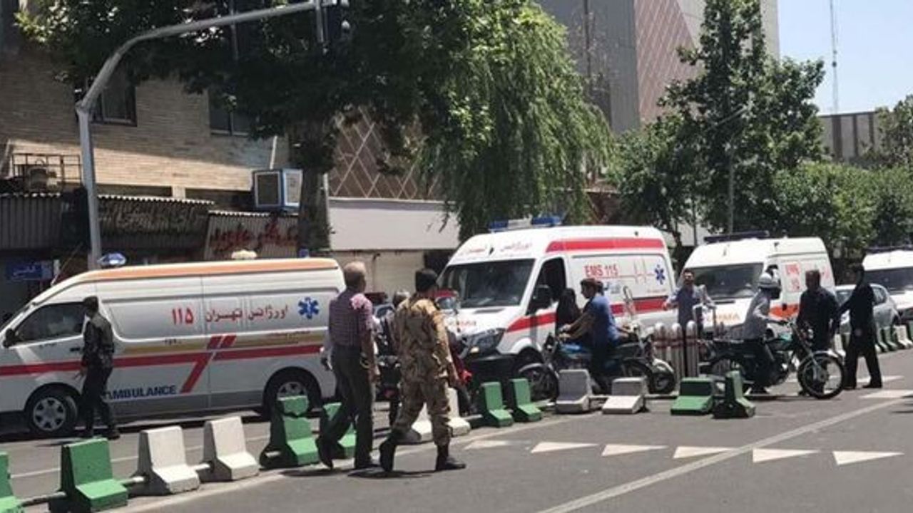 İran'da okullardaki toplu zehirlenme vakalarıyla ilgili ilk gözaltı