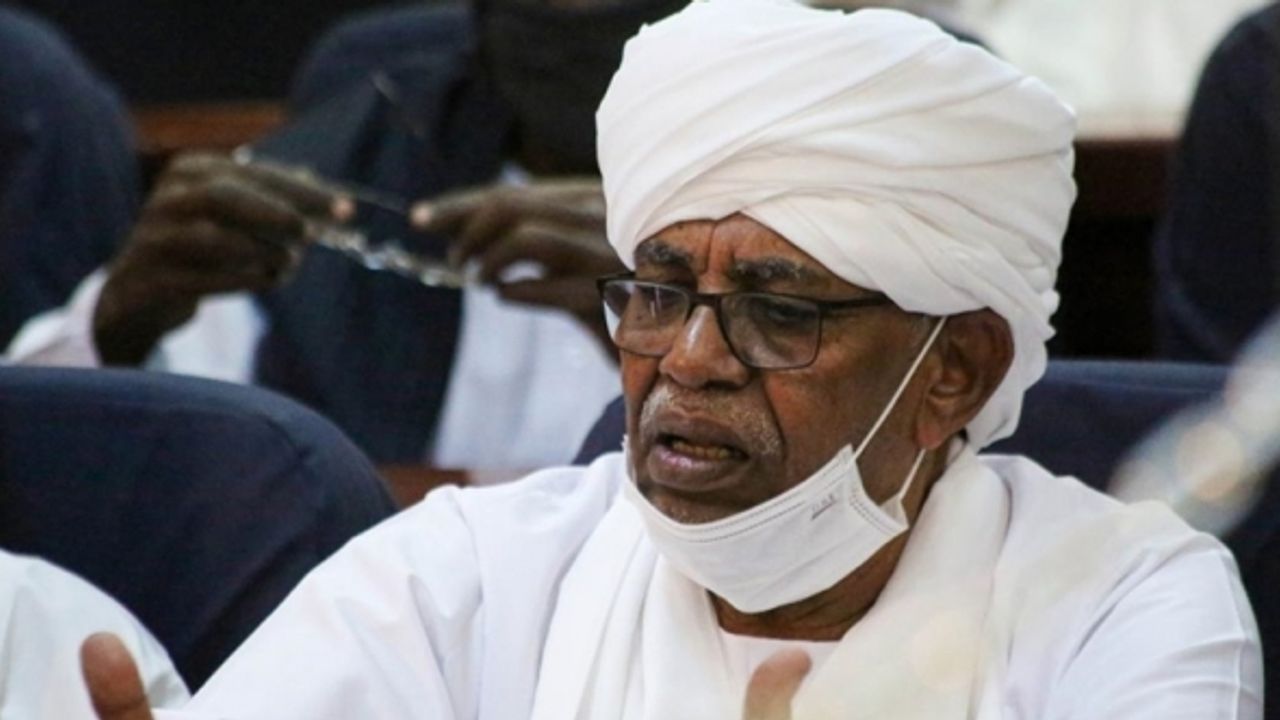 Sudan ordusu, devrik Cumhurbaşkanı Beşir'in hastanede olduğunu duyurdu