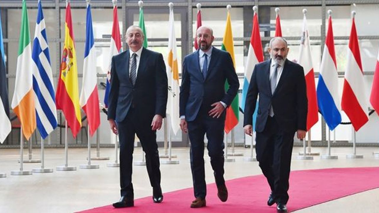 Aliyev, Michel ve Paşinyan'la görüştü