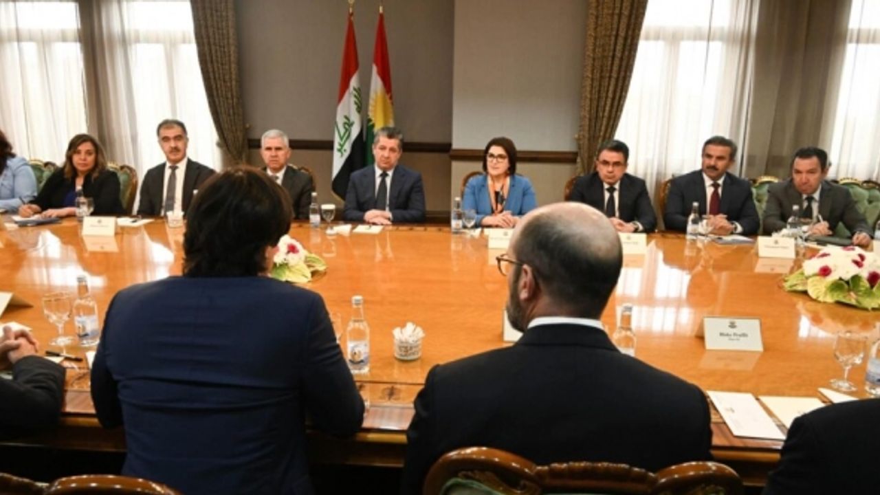 ​​Barzani: Federal hükümeti bölgenin haklarını ihlal etmemeye çağırıyoruz