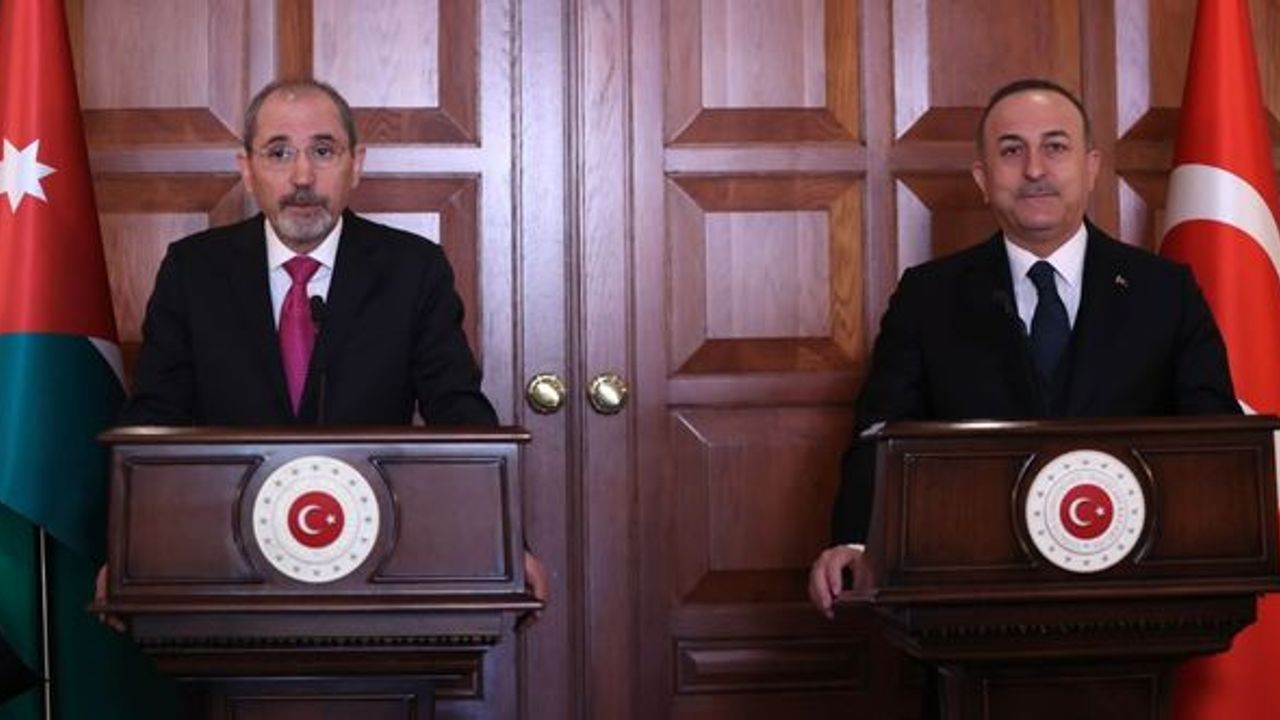 Çavuşoğlu, Ürdünlü mevkidaşı ile görüştü