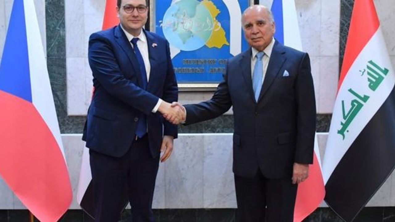 Dışişleri Bakanı Hüseyin, mevkidaşı Lipavsky ile görüştü