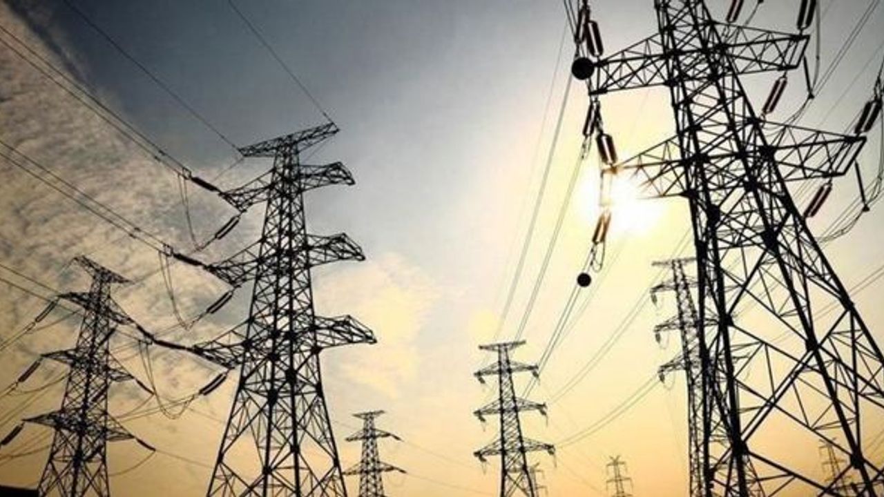 Elektrik Bakanlığı: Ürdün elektriği temmuzda Irak'a ulaşacak