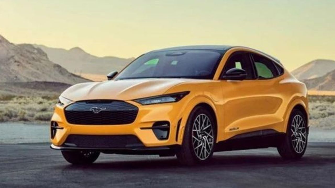 Ford, Mustang Mach-E'nin fiyatlarında yeniden indirime gitti