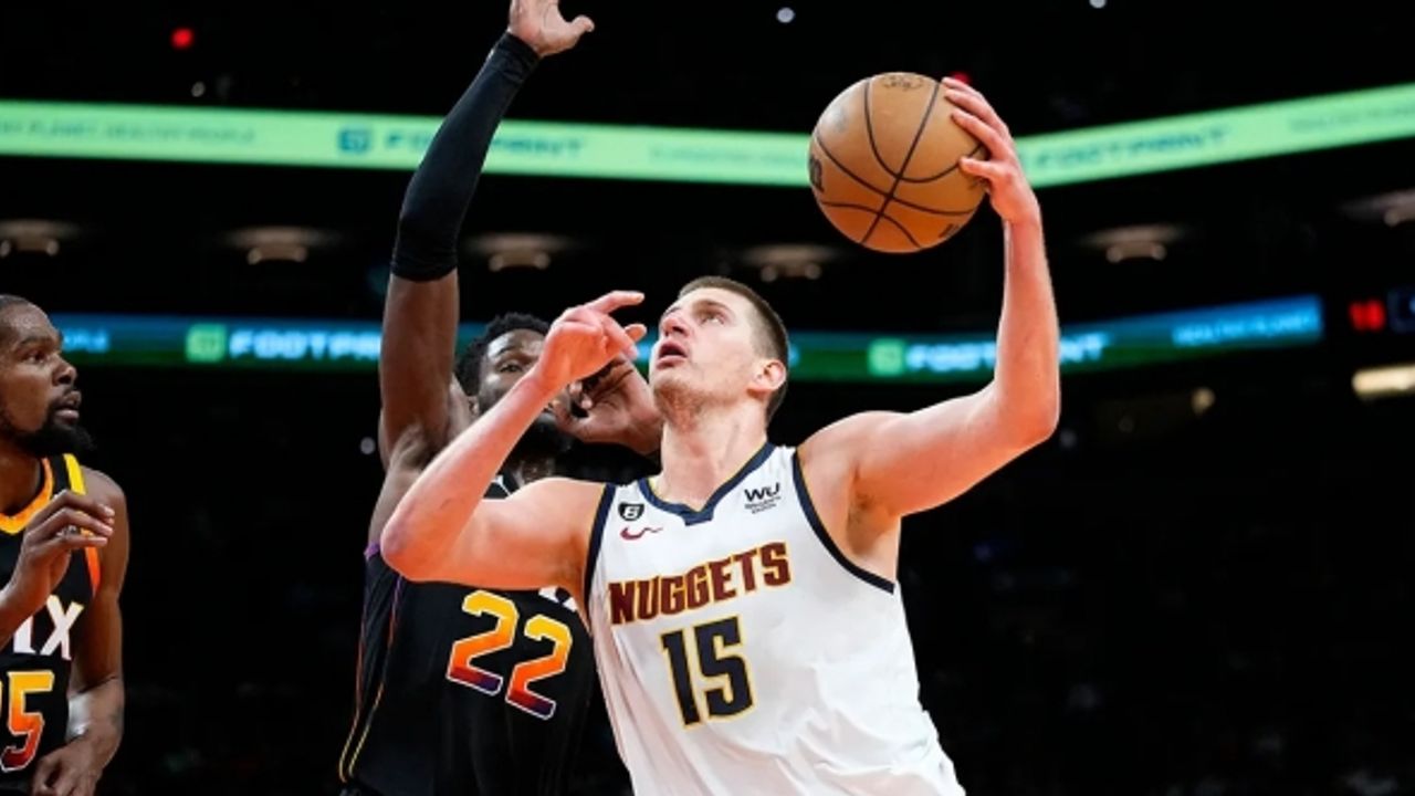 Jokic "triple double" yaptı, Nuggets avantajı kaptı