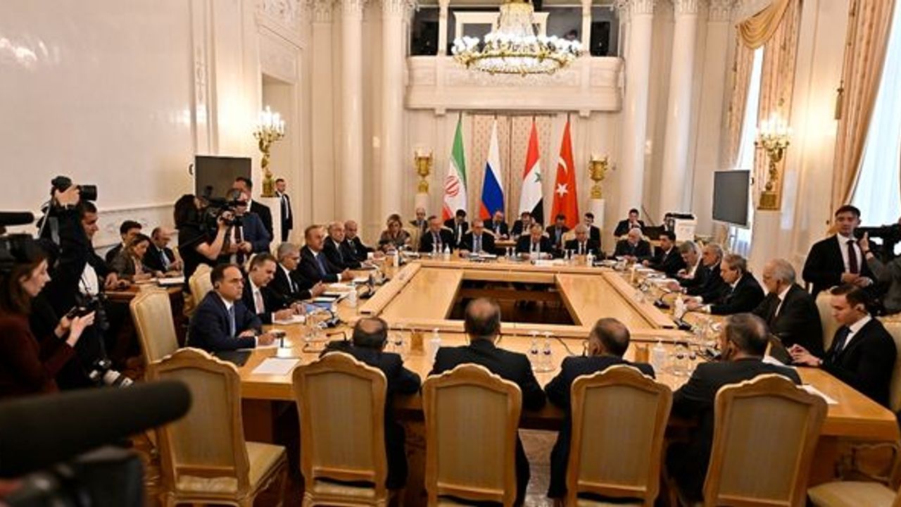 Suriye konulu dörtlü toplantı başladı