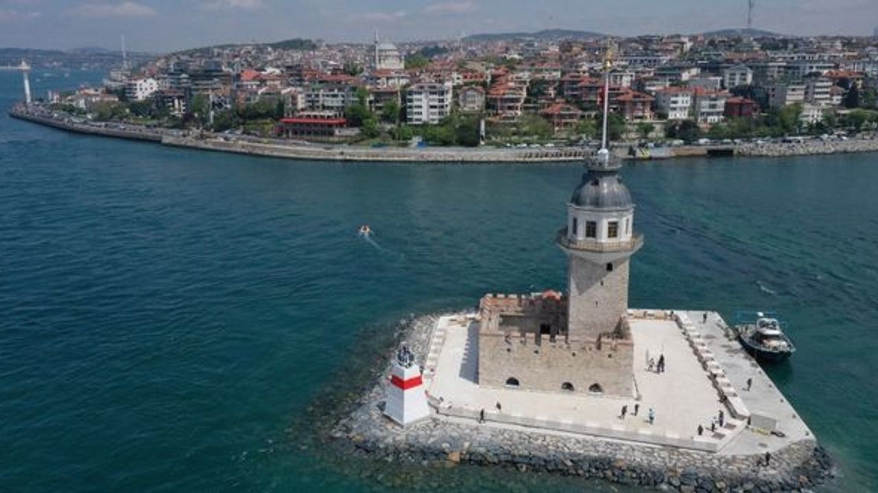 Restorasyonu tamamlanan Kız Kulesi kulesi açıldı