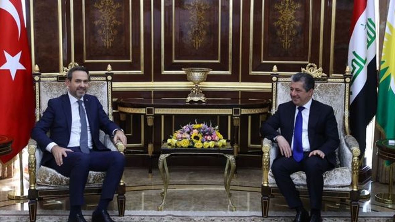 Barzani ile Bakan Bayraktar görüştü: Birçok projeyi hayata geçirmeyi hedefliyoruz
