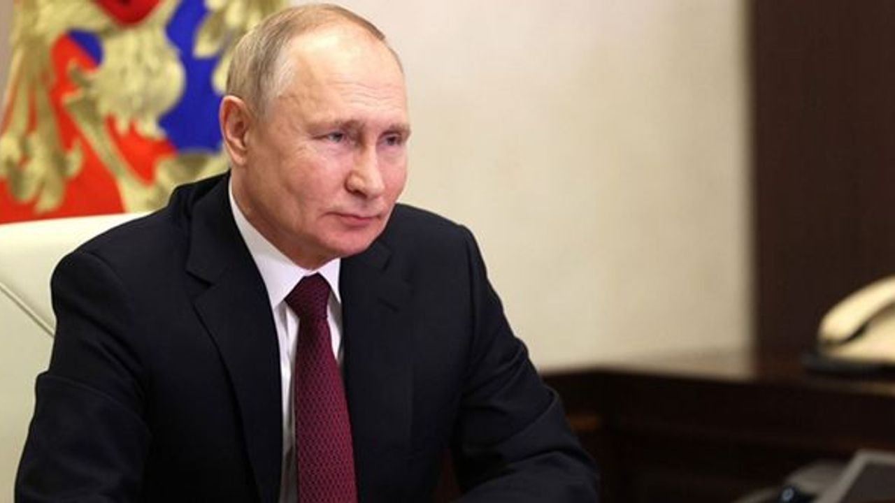 Putin: "Askerlerimize sesleniyorum, sizlerle gurur duyuyorum"