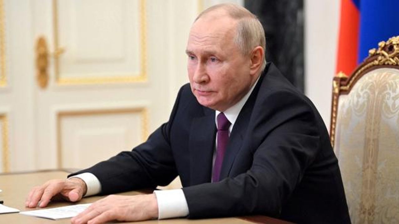 Putin'den kararname: Paralı asker grupları bağlılık yemini edecek