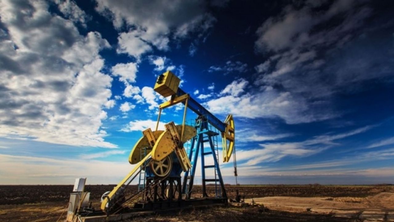 Brent petrolün varil fiyatı 92,50 dolar