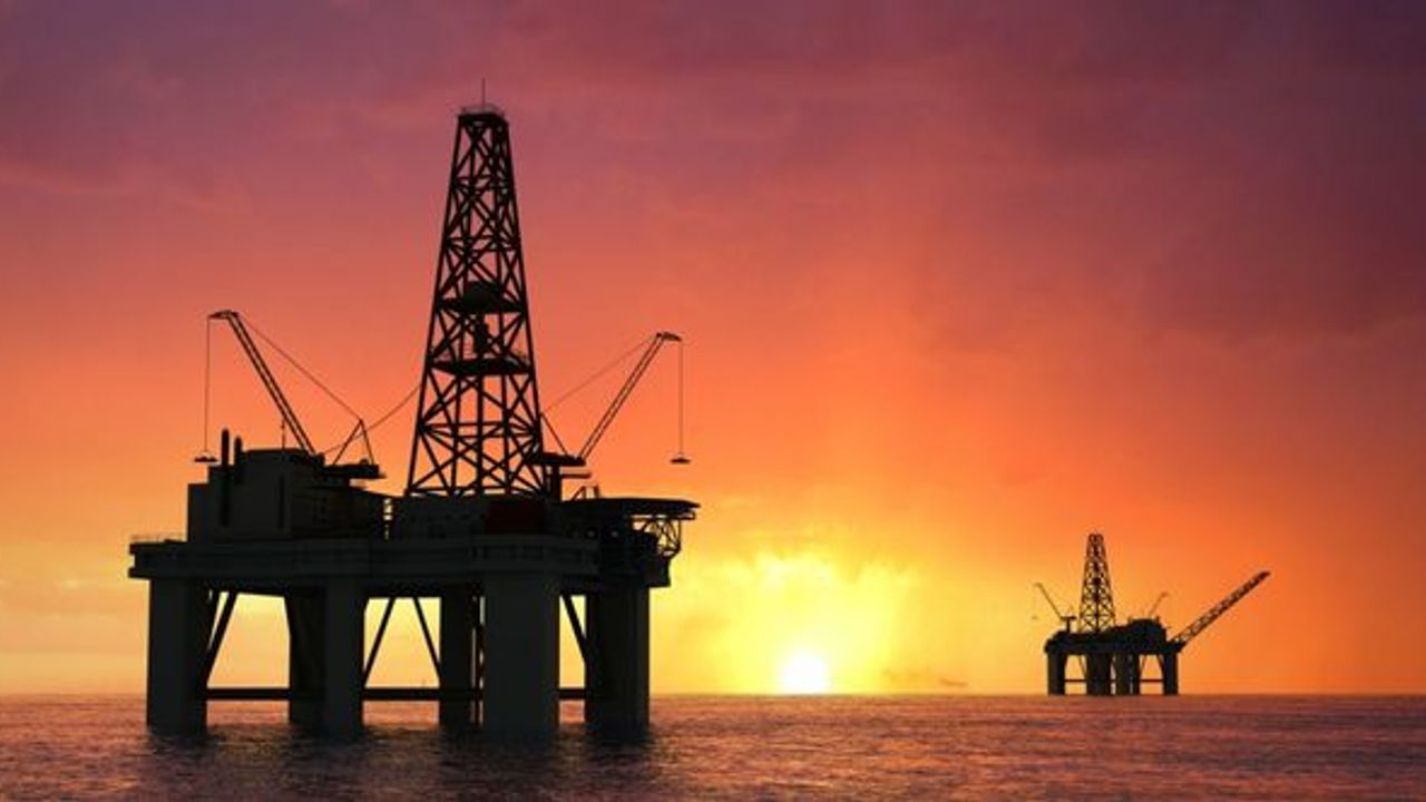 Brent petrolün varil fiyatı 93,19 dolar