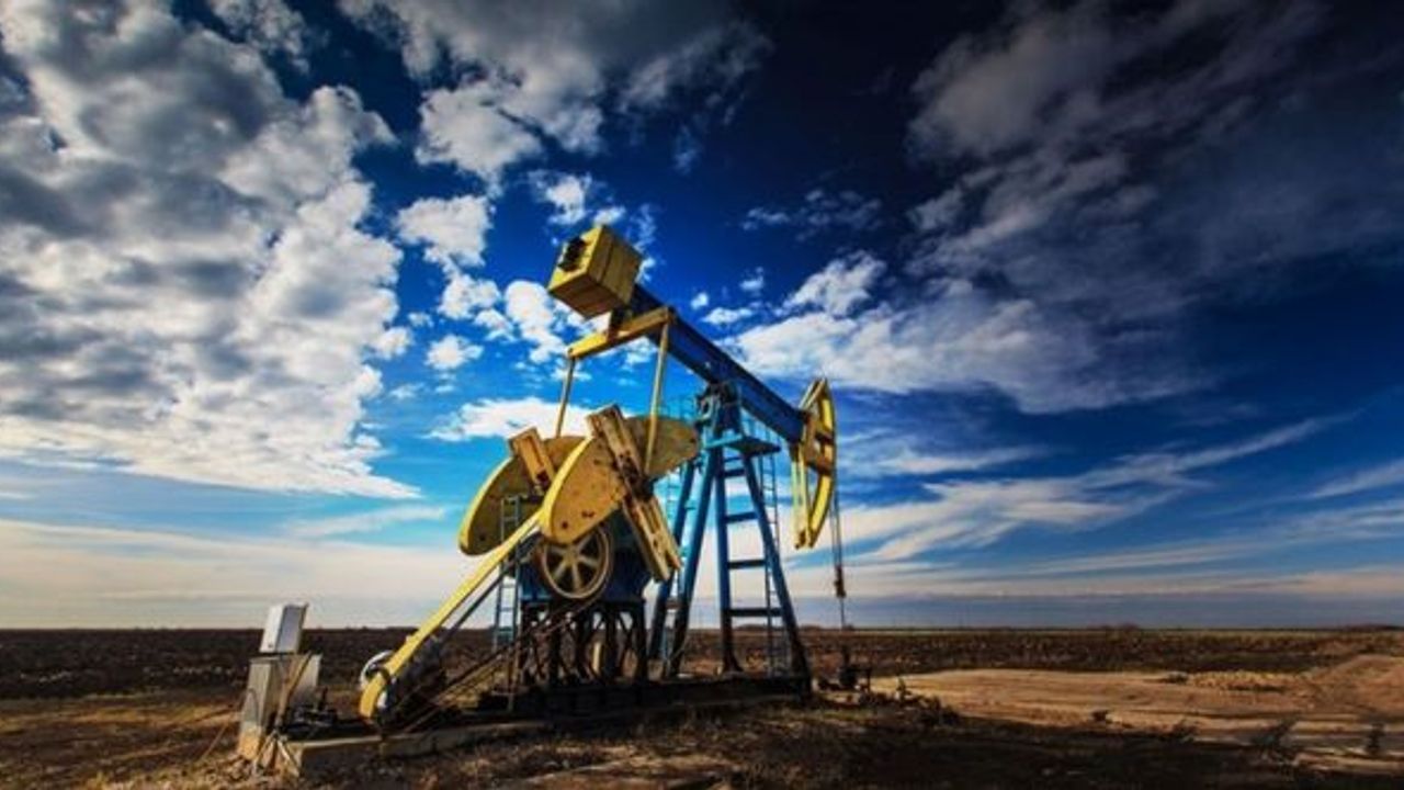 Brent petrolün varil fiyatı 93,78 dolar
