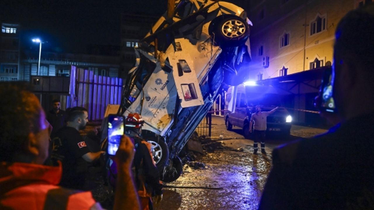 İstanbul'da sel ve su baskınları meydana geldi